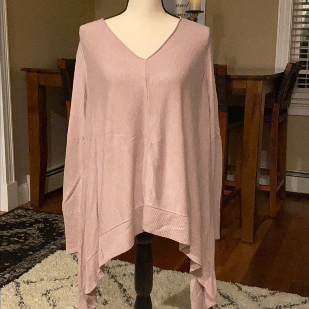 Mossimo mauve/rose v-neck